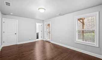 1044 Township Sq, Alpharetta, GA 30022