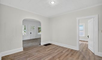 1443 Wilson Ave, Des Moines, IA 50316