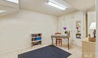 2064 S Stone Ridge Way, Boise, ID 83712