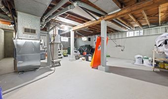 1077 W State St, Alliance, OH 44601