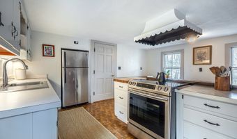 227 New Milford Rd E, Bridgewater, CT 06752