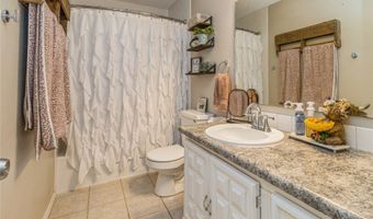 1002 3rd St SW, Altoona, IA 50009