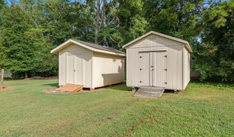 1120 Apache St, Athens, TN 37303