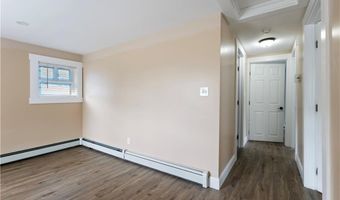 14 W Natick Rd, Warwick, RI 02886