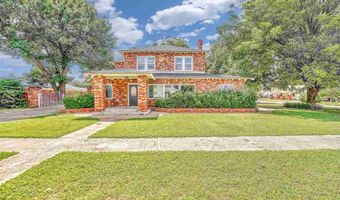 302 S 6th St, Chickasha, OK 73018