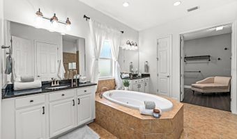 6640 PARK STRAND Dr, Apollo Beach, FL 33572