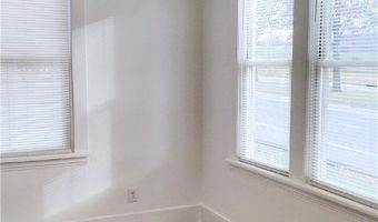 1867 Triplett Blvd, Akron, OH 44312