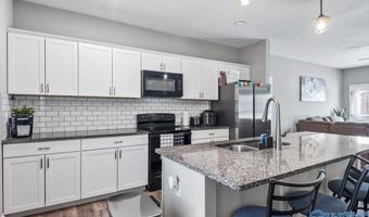 826 Barnes St, Albertville, AL 35950