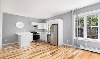 427 Spring St 1, Newport, RI 02840