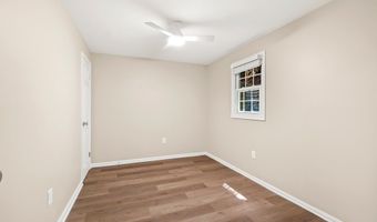 7602 WESTLAKE Ter 19, Bethesda, MD 20817