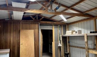 20 1st Ave E, Deaver, WY 82421