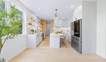 27 SOAR Way, Newport, RI 02840