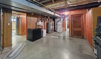 17431 300Th St, Aplington, IA 50604