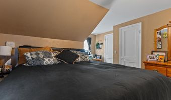 57 Jasper St, Berlin, NH 03570