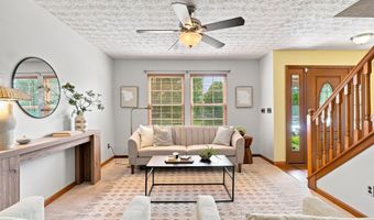 1438 Newell Ct, Columbus, OH 43228