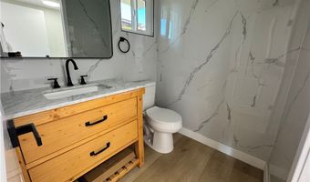 1605 W Bruin St, Los Angeles, CA 90047