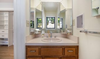 1122 Mixtwood St, Ann Arbor, MI 48103
