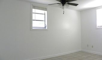11447 Summer Lane Rd, Biloxi, MS 39532