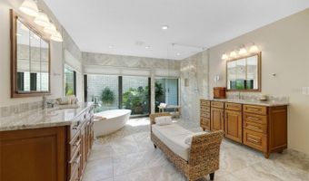 6605 SEABIRD Way, Apollo Beach, FL 33572