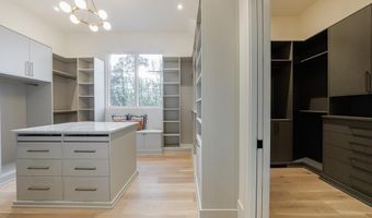 2983 Habersham Ct NW, Atlanta, GA 30305