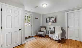 31 Water St #1, Bradford, NH 03221