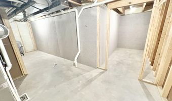 8296 Kettle Oak Dr SE, Alto, MI 49302