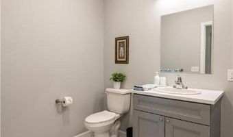 948 N Front St C-2, Allentown, PA 18102