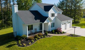 8047 Lavelle Rd, Athens, OH 45701