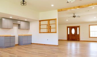 1392 Sugarloaf Rd, Amity, AR 71921