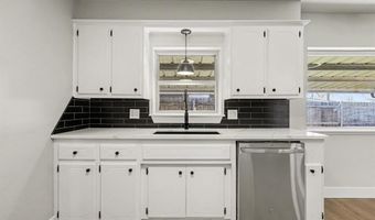 2808 N Shannon Ave, Bethany, OK 73008