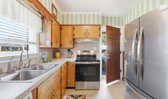 301 S Morgan Ave, Andrews, SC 29510