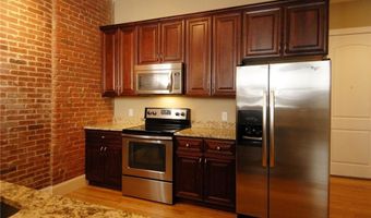 75 POCASSET St 319, Johnston, RI 02919