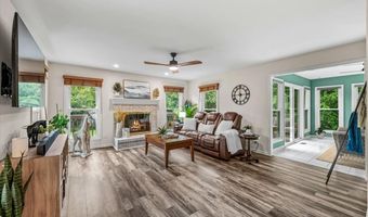 1661 Kensington Dr, Algonquin, IL 60102