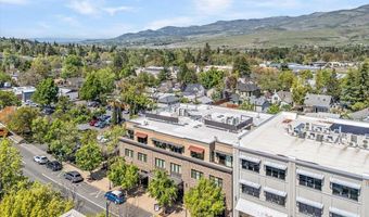 175 Lithia Way 303, Ashland, OR 97520