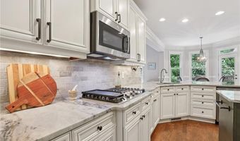 1006 Meadow Brook Dr, Woodstock, GA 30188