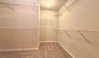 6215 Crested Moss Dr, Alpharetta, GA 30004