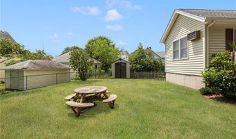 29 Fenner Ave A, East Providence, RI 02915