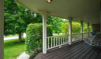 205 IRONWOOD Cir, Aurora, OH 44202