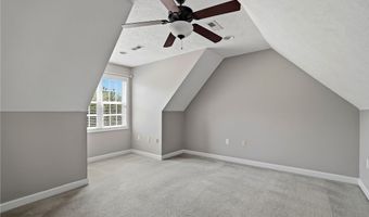 100 Cross Pointe Ln, Aberdeen, NC 28315