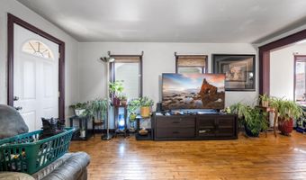 1115 N RICHMOND St, Appleton, WI 54911