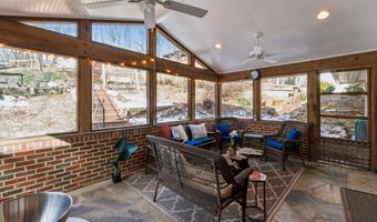 2924 S GRANT St, Arlington, VA 22202