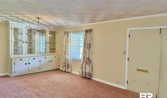 211 7th Ave, Atmore, AL 36502
