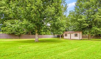 18394 Red Tail St, Athens, AL 35613
