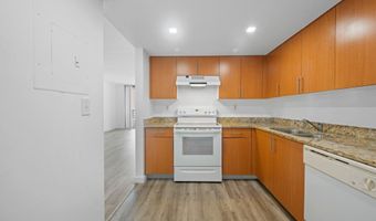3300 NE 192ND St 915, Aventura, FL 33180