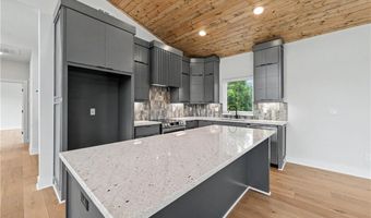 6 Francis Dr, Bella Vista, AR 72715