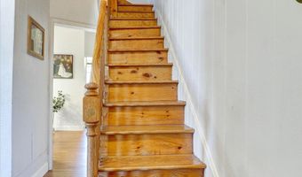 24 W 54TH St, Bayonne, NJ 07002