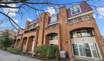 624 15TH St S 1, Arlington, VA 22202