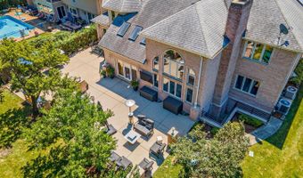 1760 W Whispering Ct, Addison, IL 60101