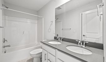 792 Nancy Dr, Aurora, OH 44202