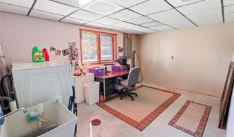 150 Lake Dr E, Annandale, MN 55302